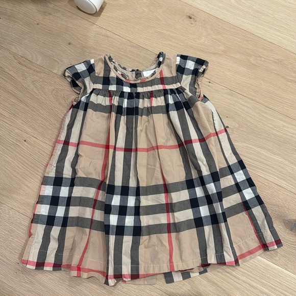 Burberry summer dress 18 months